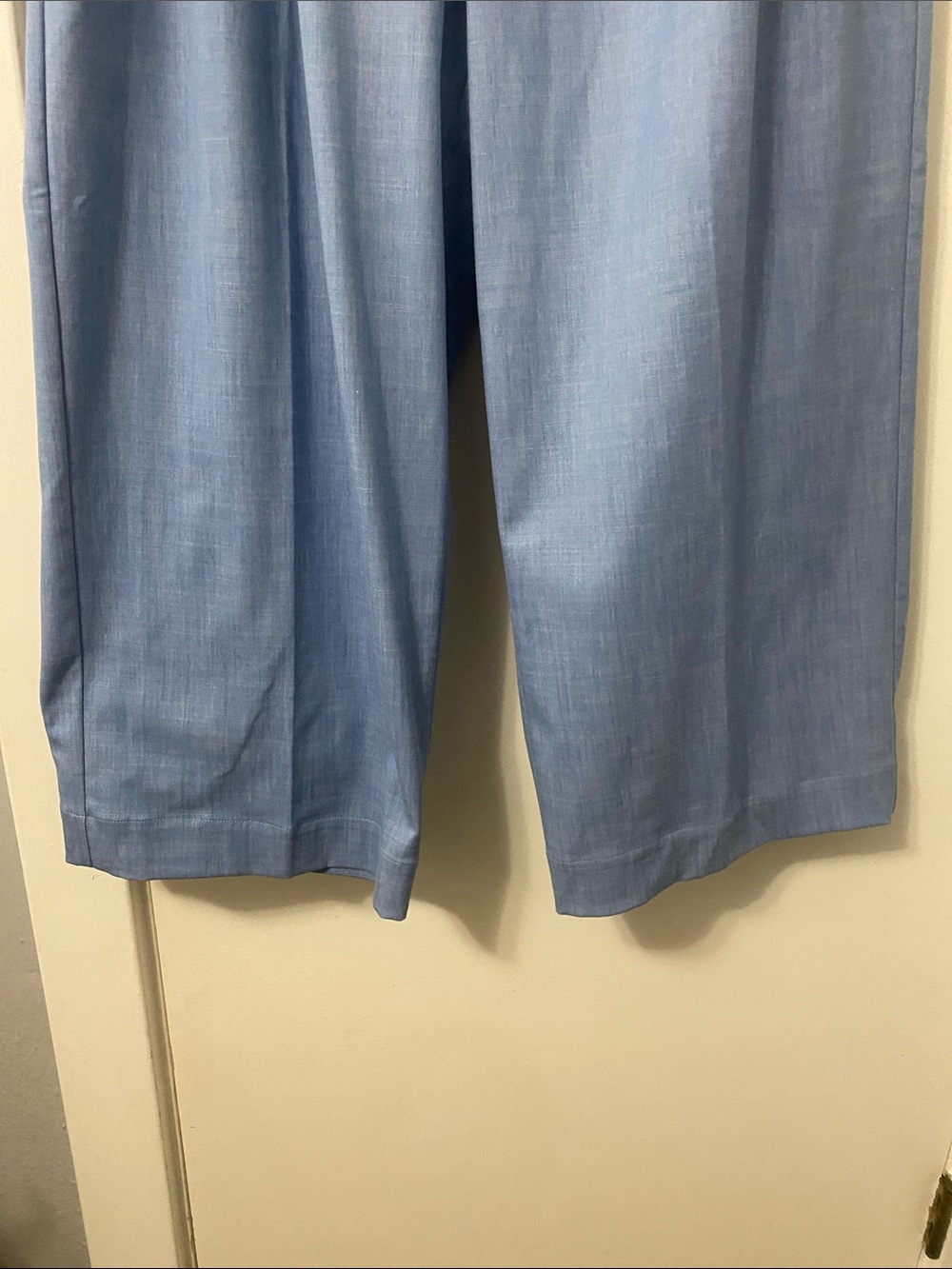 Crop pants - Picture 4 of 12